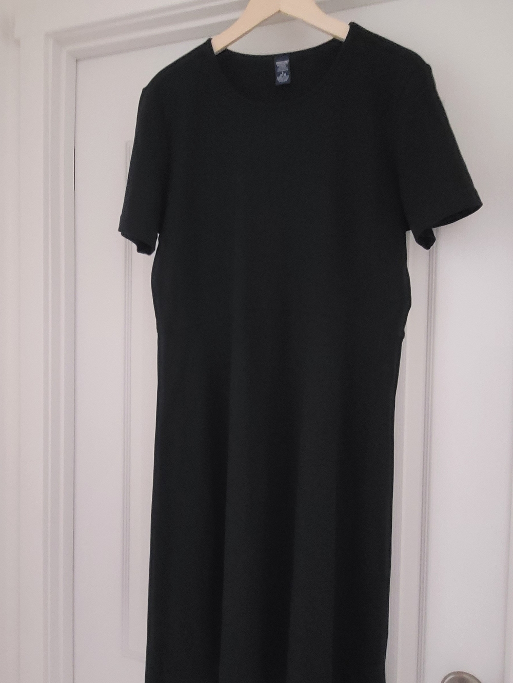 Land's End women's black dress L, No Fading